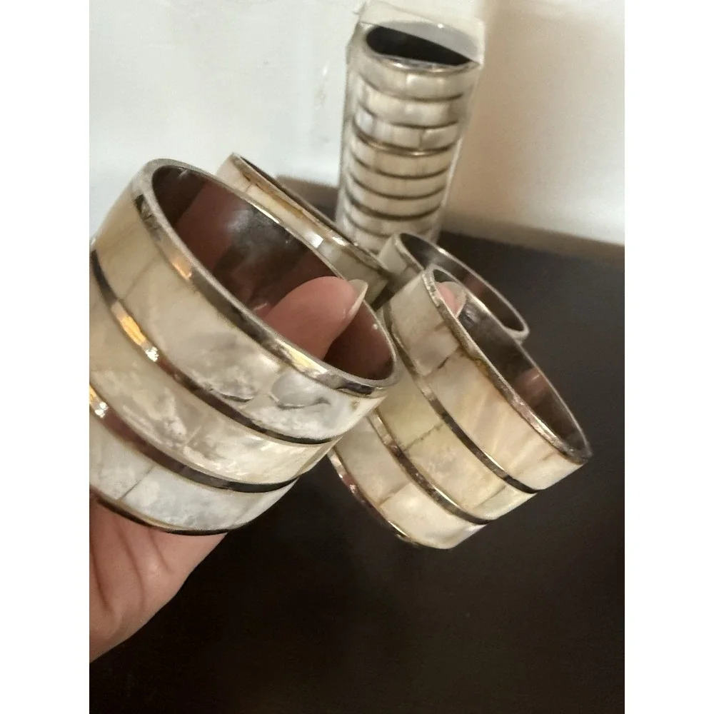 Mother of Pearl‎ Silver Tone Metal Napkin Rings Holders Vintage Set Of 8